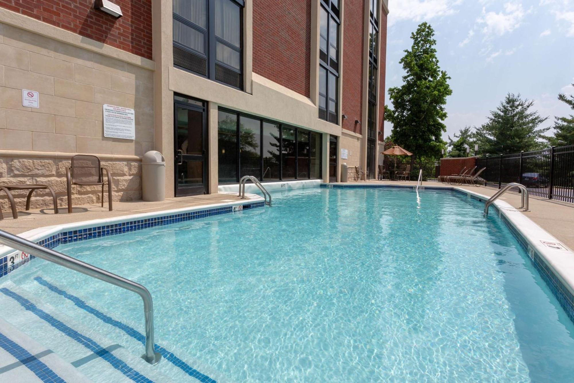 Drury Inn & Suites Nashville Airport Exterior photo