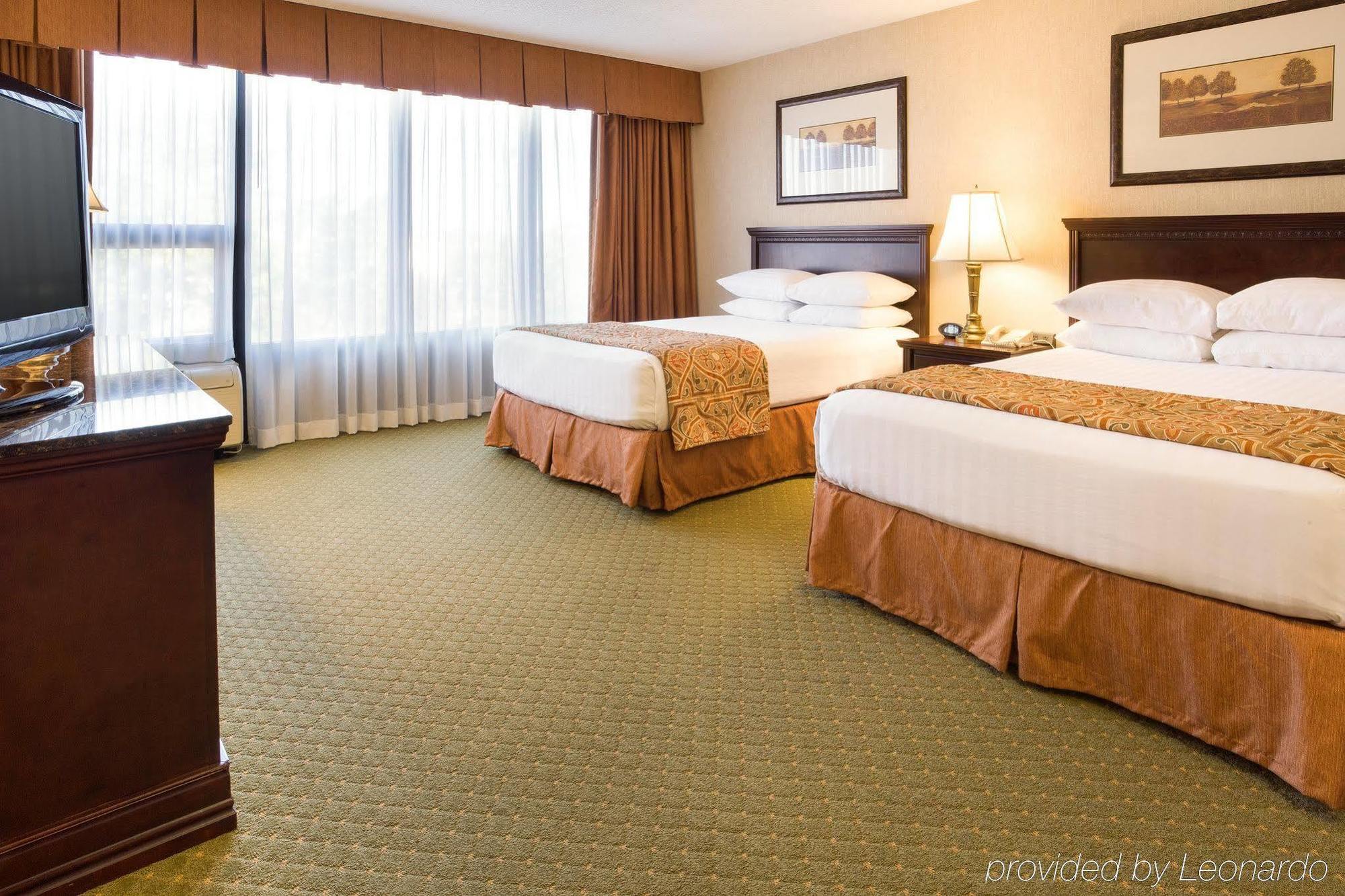 Drury Inn & Suites Nashville Airport Exterior photo